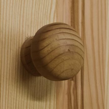 Komoda s ladicama 43 x 34 x 53 cm od masivne borovine